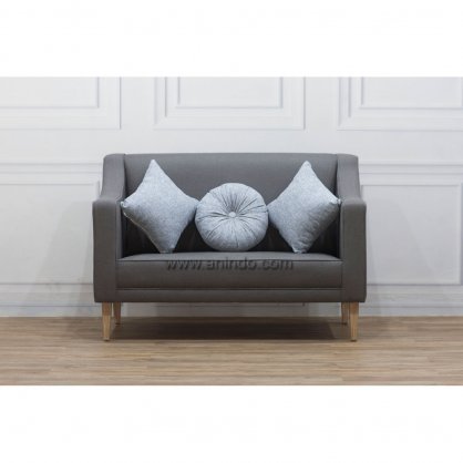 Los Gatos Loveseat