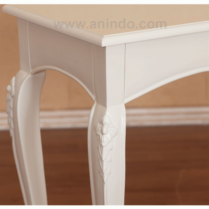 Saphire Carved Console