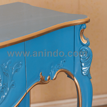 3 Drawers Carved Console