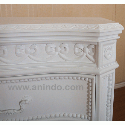 Drawers Carved Chest