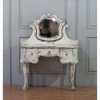 Nice Dressing Table