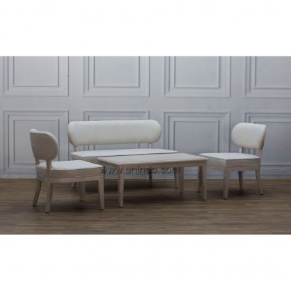 White Plains Loveseat